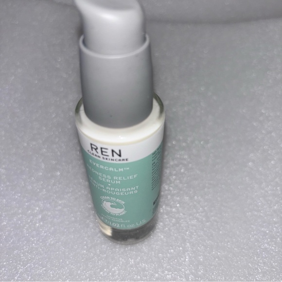 💝NEW REN EverCalm Redness Relief Serum💝 - Picture 7 of 7